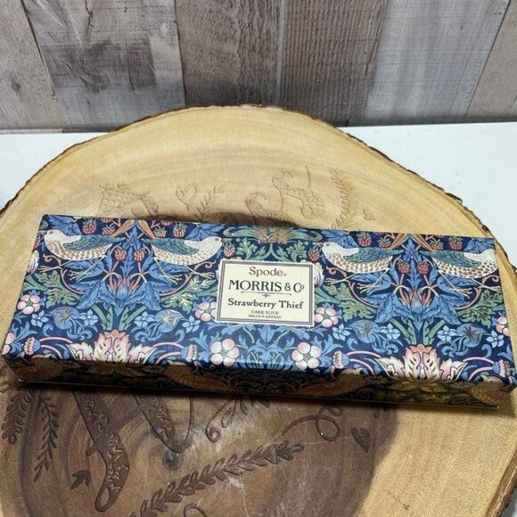 Spode Morris & Co. Strawberry Thief Cake Server In Gift Box Ceramic Handle & Sta - Picture 2 of 4